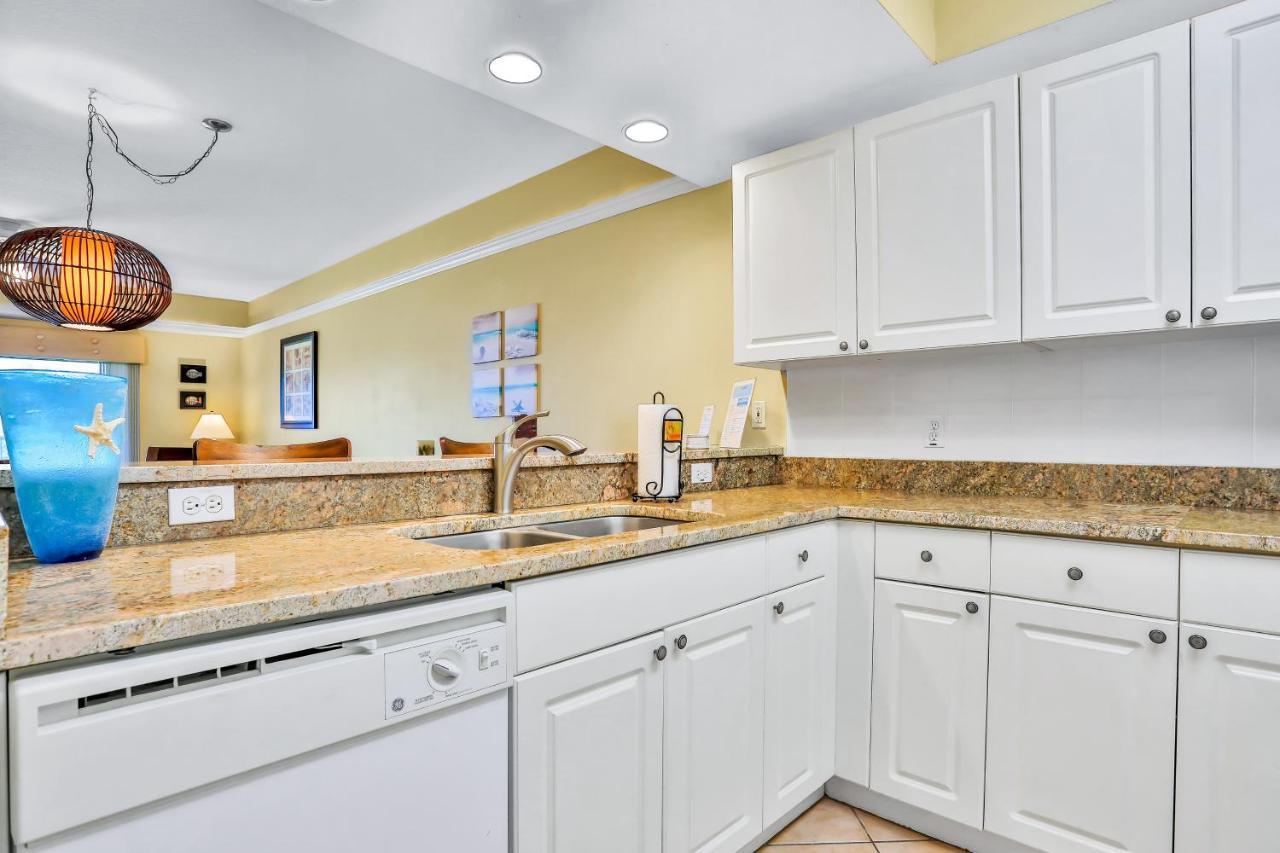 Oceanwalk Condos Bethune Beach Exterior foto