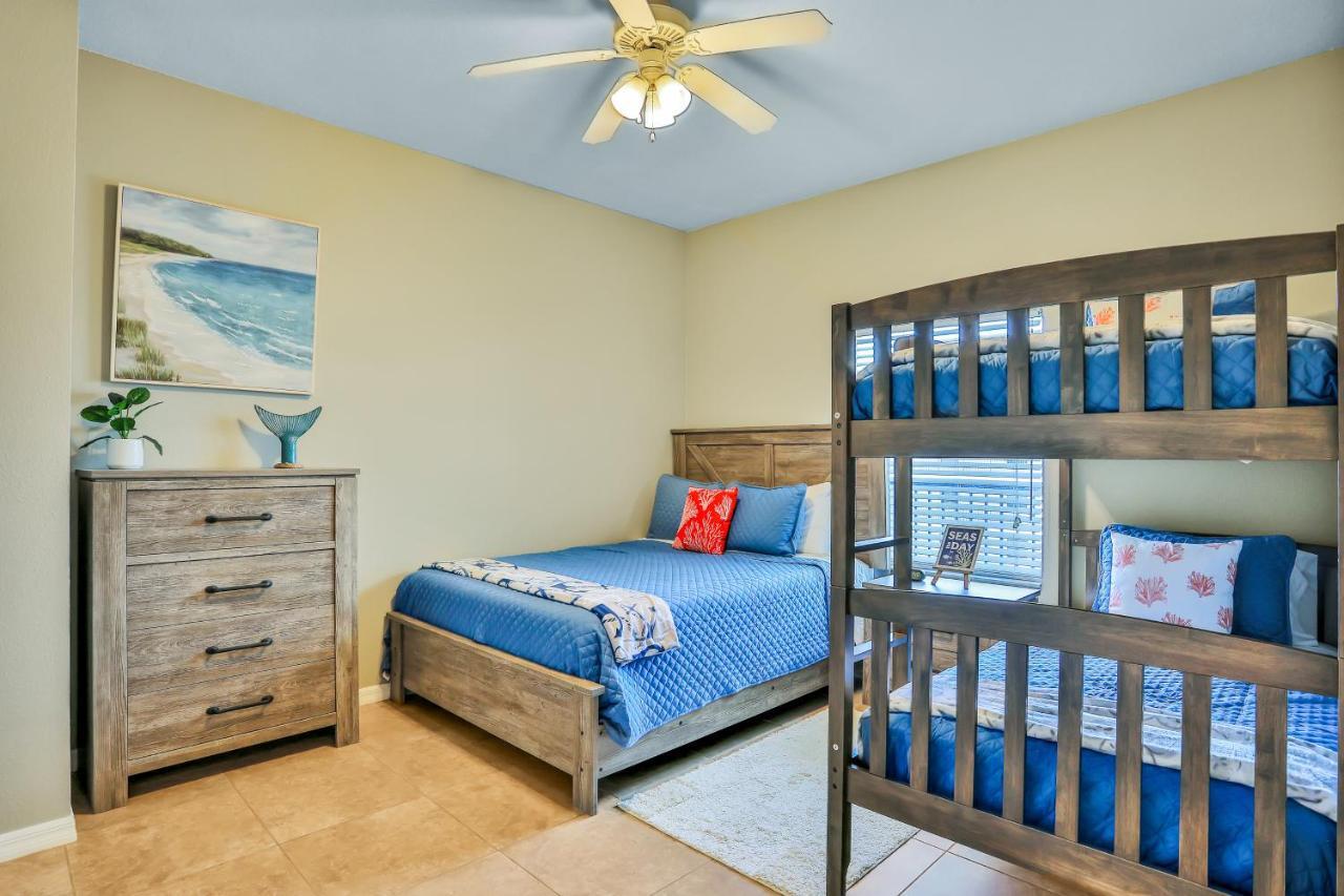 Oceanwalk Condos Bethune Beach Exterior foto